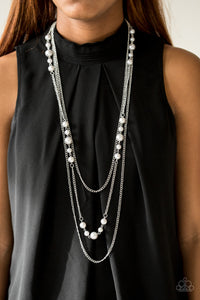 Paparazzi ~ Diva Dilemma ~ Silver Pearl Necklace Set