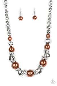 Paparazzi ~ Hollywood HAUTE Spot ~ Brown Pearl Necklace Set