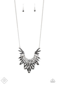 Paparazzi ~ Leave it to LUXE ~ Silver Necklace Set (Fashion Fix Exclusive)