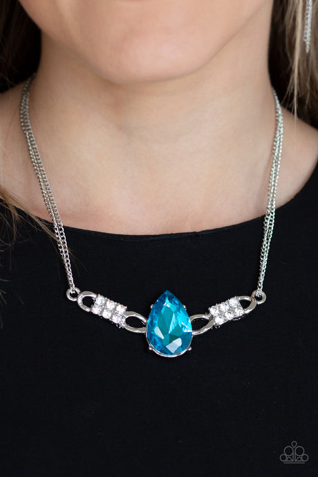 Paparazzi ~ Way To Make An Entrance ~ Blue Necklace Set